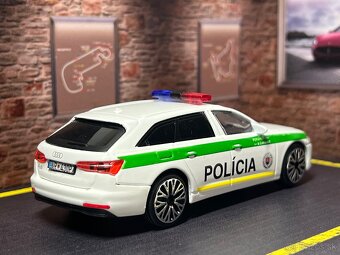 Audi A6 Avant Polícia SR 1:43 - tónované sklá, EVČ vozidla - 16