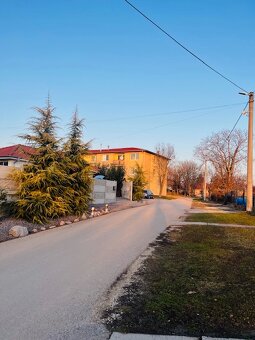 2-izb.byt s parkovacím miestom, balkónom a klimatizácou, Báb - 16