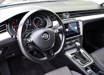 Volkswagen Passat 2.0TDi COMFORTLINE DSG ACC 1M 110 kw - 16