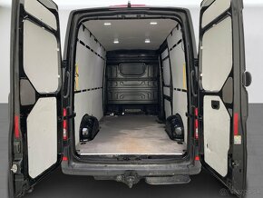 Volkswagen Crafter DSG 2.0 nafta 10/2018 3 miestne - 16