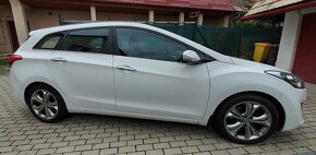 Hyundai i30 - 16