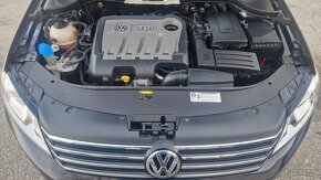 VOLKSWAGEN PASSAT 2.0 TDI.DSG.SEDAN - 16