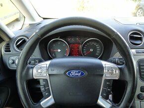 Ford Galaxy 2.0 TDCi DPF (103kW) PowerShift Trend 7-miestne - 16