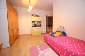 PREDAJ 6 izb DOM NEMŠOVÁ s pozemkom 329 m² - 16