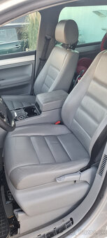 Volkswagen Touareg 3.0 V6 TDI DPF tiptronic - 16