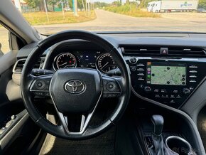 Toyota Camry 2.5 VVT-i 133kW Executive | MY2020 | 122tisKm - 16