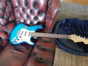 stratocaster thinline - 16