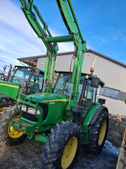 JOHN DEERE 5820 R ( Snaakladačom , 2ks john deere 5820r) - 16