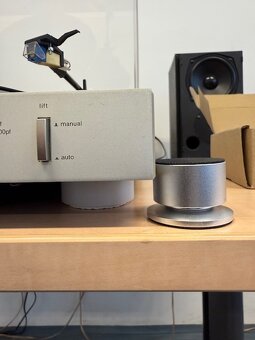 Predam plolo/ aut. gramofon Harman Kardon T40 - 16