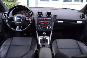 AUDI A3 2.0 TDI S LINE 4x4, ELEKTRÓNY R18, XENÓNY, CHRÓM - 16