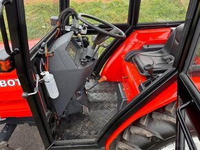 Japonský traktor KUBOTA GL 23 Diesel 3 válec, 23HP - 16