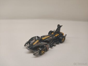 Autíčka Hot Wheels 1:60 - 1:64 - 16