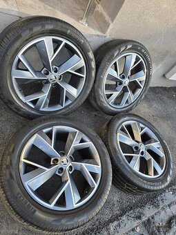 Letne kolesa Skoda Kodiaq 5x112 r19 Triglav 235/50 r19 - 16