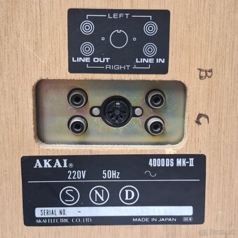 AKAI 4000DS MK-2 / ONE-MICRON GAP HEAD / THREE HEAD - 16