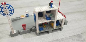 LEGO 6540 Classic Town Pier Police - 16