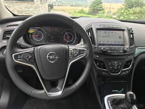 Opel Insignia combi - 16