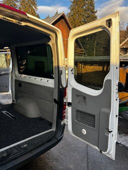 Mercedes sprinter 9 miest - 16