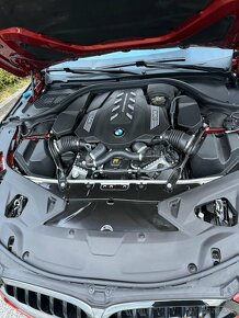 BMW M8 50i xDrive cabrio - 16