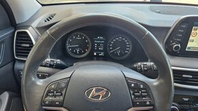 Hyundai Tucson 1.6 T-GDi Premium A/T 4x4 - 16