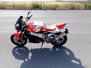 Aprilia tuono 1000 R - 16