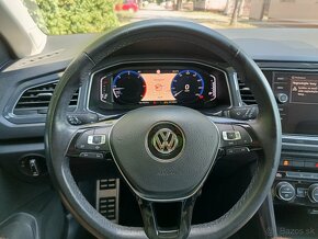 Volkswagen T-Roc 1.6 TDI Sport VIRTUAL COCKPIT - 16