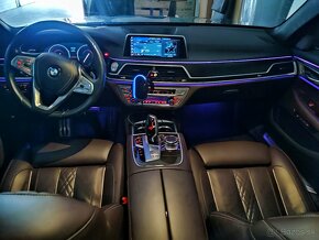 BMW Rad 7 730d xDrive A/T - 16