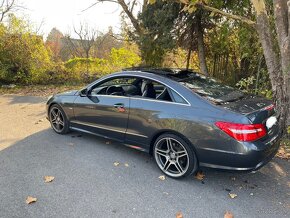 Mercedes-Benz E350 coupe AMG BlueEfficiency - 16