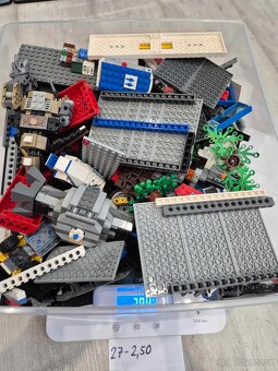 LEGO MIX 33kg + 10320 + 21322 (2x) - 16