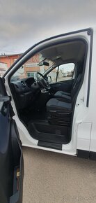 Opel Vivaro L2H1 6 miestna dlha verzia - 16