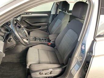 Volkswagen Passat Variant 2.0 TDi 140kW Bussines - 16