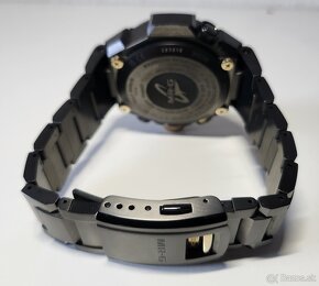 Casio G-SHOCK MRG-B2000B-1A4DR Samurai Armor - 16