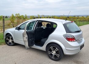 Opel Astra 1.4 16V 66KW/90PS R.V.01/2009 - 16