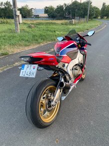 HONDA CBR 1000 RR SP1, 9/2020, 8866 km - 16