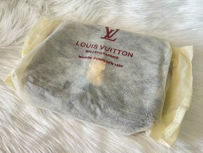 Louis Vuitton Metis kabelka - 16