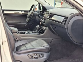 Volkswagen Touareg 3,0 TDI 180KW BUSINESS - 16