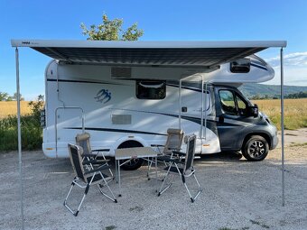 Autokaravan Fiat Knaus Sky 600 alkovna - 16