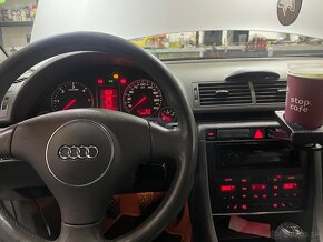 Audi A4 B6 - 16