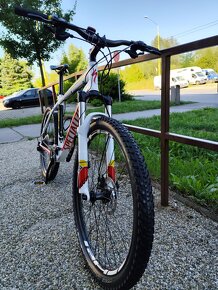 Specialized rockhopper pro - 16