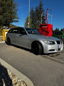 BMW e91 330xD - 16