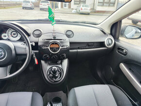 Mazda 2 1.3i CE Plus - 16