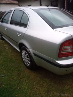 Škoda Octavia 1U sedan. 1,6. 75kw benzín.rok v.2004 - 16