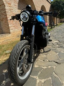 Predam BMW K1100 Cafe Racer - 16