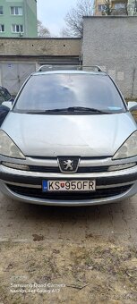 Peugeot 807,7miest - 16