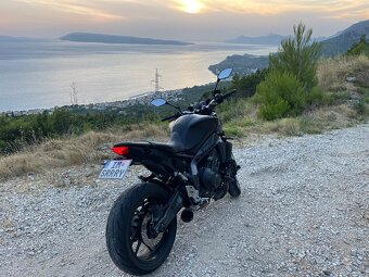 YAMAHA MT 09 - 16