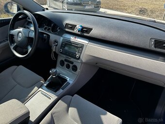 Volkswagen Passat 2.0 FSI - 16