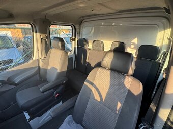 Volkswagen Crafter, 35 Doka 3,4 m korba 6 míst - 16