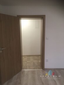 SPEKTRUM REALITY- Na PREDAJ 2 -izbový byt, 65 m2, Handlová,  - 16