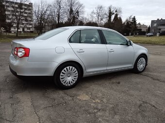 Volkswagen Jetta 1.9TDI - 16