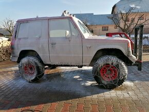 Mitsubishi pajero 1 2.3 td - 16