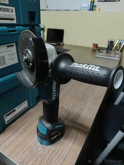 Makita - 16